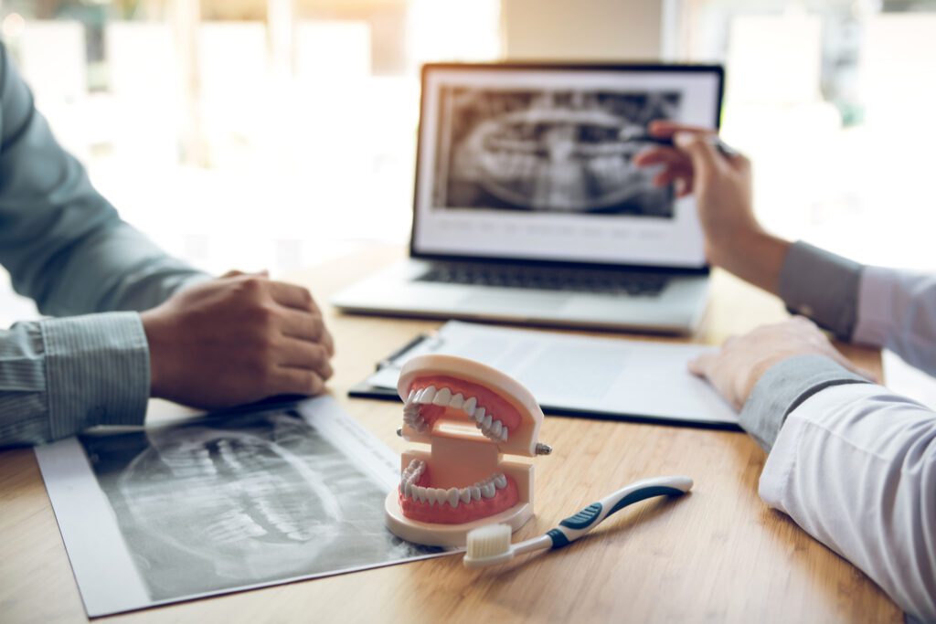 Prosthodontics in Skokie IL